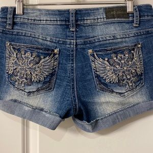 Woman’s shorts